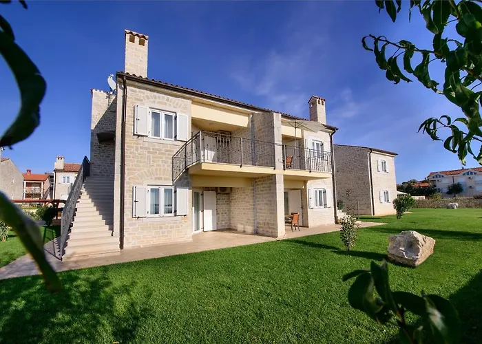 Plavo Nebo Istra