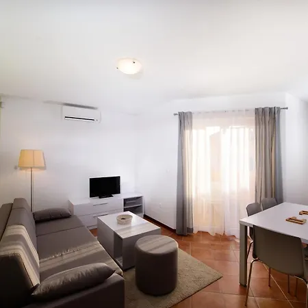 Plavo Nebo Istra Διαμέρισμα Μεντουλίν