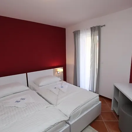Plavo Nebo Istra
